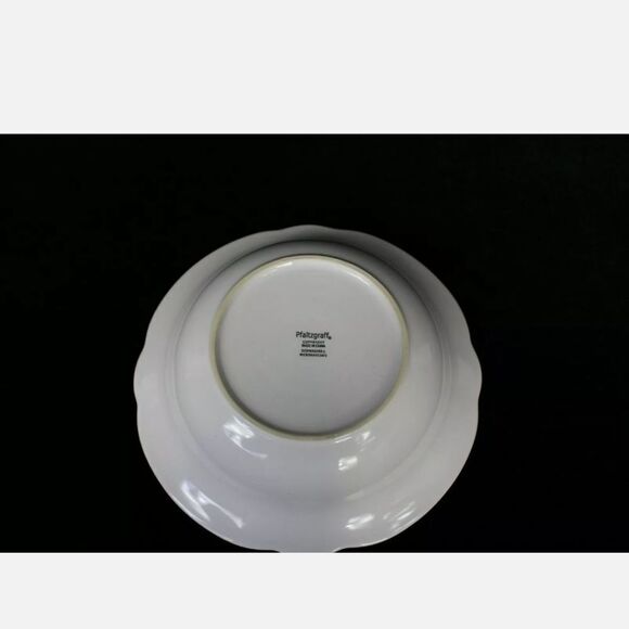 PFALTZGRAFF IVORY SCALLOPED SERVING BOWL 10.75" AC - Picture 3 of 6